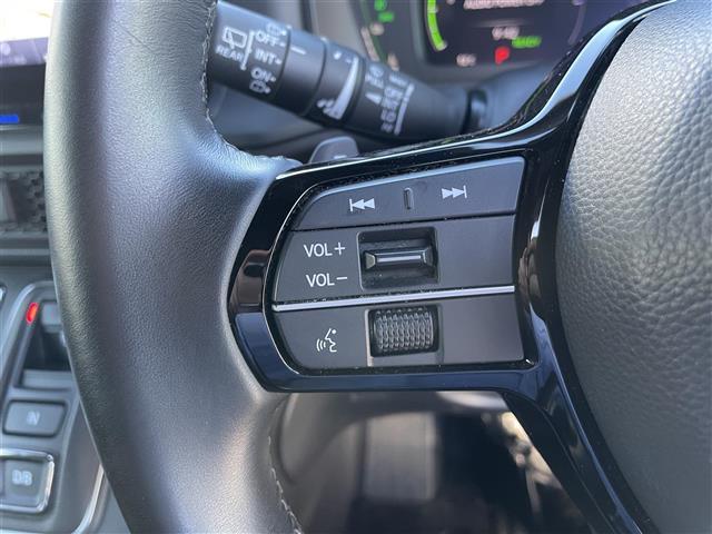 ステップワゴン ｅ：ＨＥＶスパーダ　メーカーナビ／フルセグＴＶ／Ｂｌｕｅｔｏｏｔｈ／ＤＶＤ再生／アラウンドビューモニター／両側パワースライドドア／レーダークルコン／レーンキープ／ブラインドスポットモニター／ハーフレザー／ビルトインＥＴＣ（17枚目）