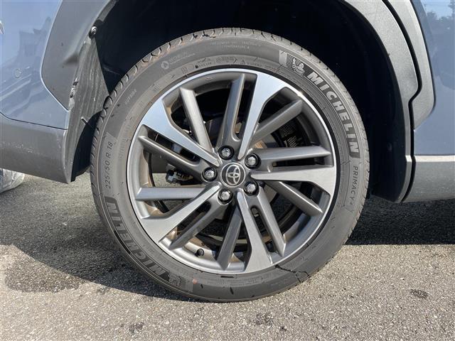 カローラクロス ハイブリッド　Ｚ　ワンオーナー／パノラミックビューモニター／Ｍナビ／フルセグＴＶ／Ｂｌｕｅｔｏｏｔｈ／寒冷地仕様／ビルトインＥＴＣ２．０／運転席助手席シートヒーター／ＴＶキット／アルミホイール付冬タイヤ４本有り（29枚目）