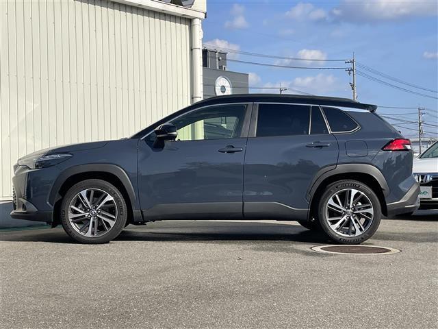 カローラクロス ハイブリッド　Ｚ　ワンオーナー／パノラミックビューモニター／Ｍナビ／フルセグＴＶ／Ｂｌｕｅｔｏｏｔｈ／寒冷地仕様／ビルトインＥＴＣ２．０／運転席助手席シートヒーター／ＴＶキット／アルミホイール付冬タイヤ４本有り（35枚目）