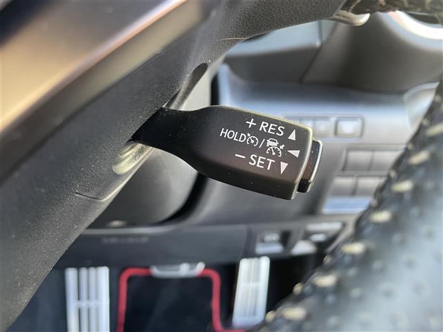 ＩＳ ＩＳ３００　ＦスポーツモードブラックＳ　サンルーフ／オレンジキャリパー／ＲＳＲローダウンサス／純正サスペンション有／パノラミックビューモニター／純正メーカーナビ／フルセグＴＶ／Ｂｌｕｅｔｏｏｔｈ／ハーフレザー／シートヒーター／エアシート（8枚目）