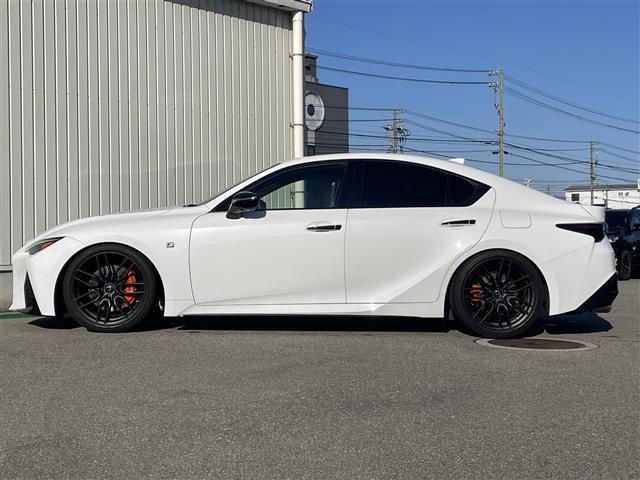 ＩＳ ＩＳ３００　ＦスポーツモードブラックＳ　サンルーフ／オレンジキャリパー／ＲＳＲローダウンサス／純正サスペンション有／パノラミックビューモニター／純正メーカーナビ／フルセグＴＶ／Ｂｌｕｅｔｏｏｔｈ／ハーフレザー／シートヒーター／エアシート（35枚目）