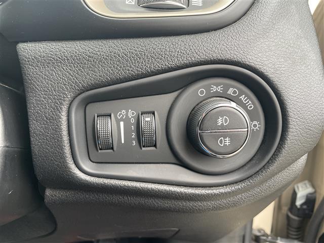 買取実績Ｎｏ，１※のガリバーだからこそできる高価買取！※２０２０年１月　（株）日本能率協会総合研究所調べ（国内中古車買取市場の大手買取専門業者を対象とした「中古自動車買取台数Ｎｏ．１調査」より）