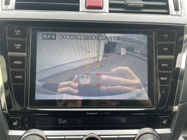 レガシィアウトバック リミテッド　ブラックレザーシート／純正８インチナビ／フルセグＴＶ／Ｂｌｕｅｔｏｏｔｈ／ＤＶＤ再生／シートヒーター／ドライブレコーダー／ビルトインＥＴＣ／パワーバックドア／ルーフレール／ＨＩＤオートライト（4枚目）
