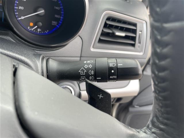 レガシィアウトバック リミテッド　ブラックレザーシート／純正８インチナビ／フルセグＴＶ／Ｂｌｕｅｔｏｏｔｈ／ＤＶＤ再生／シートヒーター／ドライブレコーダー／ビルトインＥＴＣ／パワーバックドア／ルーフレール／ＨＩＤオートライト（8枚目）