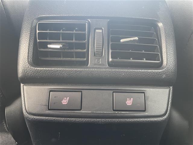 レガシィアウトバック リミテッド　ブラックレザーシート／純正８インチナビ／フルセグＴＶ／Ｂｌｕｅｔｏｏｔｈ／ＤＶＤ再生／シートヒーター／ドライブレコーダー／ビルトインＥＴＣ／パワーバックドア／ルーフレール／ＨＩＤオートライト（15枚目）