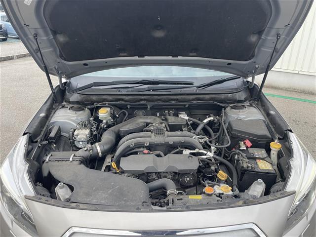 レガシィアウトバック リミテッド　ブラックレザーシート／純正８インチナビ／フルセグＴＶ／Ｂｌｕｅｔｏｏｔｈ／ＤＶＤ再生／シートヒーター／ドライブレコーダー／ビルトインＥＴＣ／パワーバックドア／ルーフレール／ＨＩＤオートライト（40枚目）