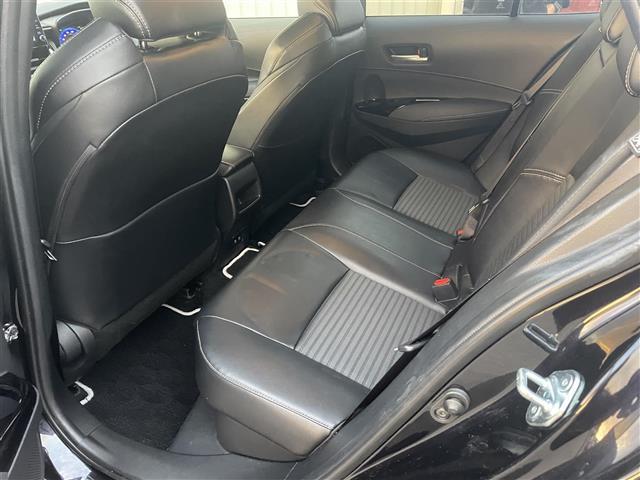 カローラツーリング ハイブリッド　ダブルバイビー　純正８インチメーカーディスプレイオーディオ／Ｂｌｕｅｔｏｏｔｈ／ミラーキャスト／Ｂカメラ／コーナーセンサー／レーダークルーズコントロール／レーンキープアシスト／ハーフレザーシート／ビルトインＥＴＣ（27枚目）