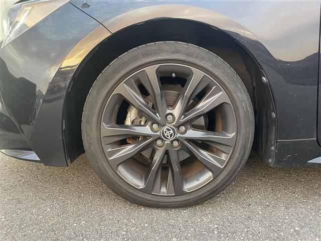 カローラツーリング ハイブリッド　ダブルバイビー　純正８インチメーカーディスプレイオーディオ／Ｂｌｕｅｔｏｏｔｈ／ミラーキャスト／Ｂカメラ／コーナーセンサー／レーダークルーズコントロール／レーンキープアシスト／ハーフレザーシート／ビルトインＥＴＣ（32枚目）