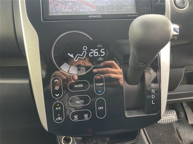 デイズ ハイウェイスター　Ｇ　アラウンドビューモニター／社外７インチナビ／フルセグＴＶ／ＣＤ再生／ＵＳＢ入力／スマートキー／プッシュスタート／衝突軽減ブレーキ／オートマチックハイビーム／ＨＩＤオートライト／フォグライト（7枚目）