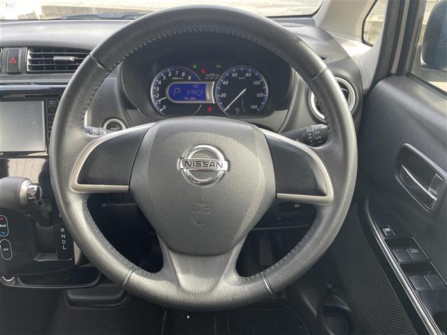 デイズ ハイウェイスター　Ｇ　アラウンドビューモニター／社外７インチナビ／フルセグＴＶ／ＣＤ再生／ＵＳＢ入力／スマートキー／プッシュスタート／衝突軽減ブレーキ／オートマチックハイビーム／ＨＩＤオートライト／フォグライト（17枚目）