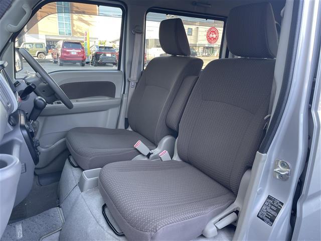 スクラム バスター 4WD/1オーナー/デュアルカメラブレーキ/ナビ/フルセグTV/Bluetooth/DVD再生/Bカメラ/前後Dレコータ゛/オーバーヘッドコンソール/リアヒータ-/リアコーナーセンサー/オートライト(20枚目)