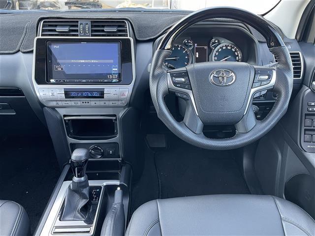 ランドクルーザープラド ＴＸ　４ＷＤ／サンルーフ／ワンオーナー／モデリスタフルエアロ／革調シートカバー／社外８インチナビ／フルセグＴＶ／Ｂｌｕｅｔｏｏｔｈ／ＤＶＤ再生／バックカメラ／追従クルコン／純正ＡＷ４本積込／ルーフレール（9枚目）