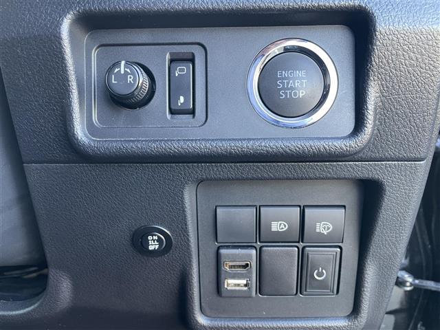 ランドクルーザープラド ＴＸ　４ＷＤ／サンルーフ／ワンオーナー／モデリスタフルエアロ／革調シートカバー／社外８インチナビ／フルセグＴＶ／Ｂｌｕｅｔｏｏｔｈ／ＤＶＤ再生／バックカメラ／追従クルコン／純正ＡＷ４本積込／ルーフレール（11枚目）