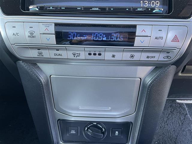 ランドクルーザープラド ＴＸ　４ＷＤ／サンルーフ／ワンオーナー／モデリスタフルエアロ／革調シートカバー／社外８インチナビ／フルセグＴＶ／Ｂｌｕｅｔｏｏｔｈ／ＤＶＤ再生／バックカメラ／追従クルコン／純正ＡＷ４本積込／ルーフレール（13枚目）