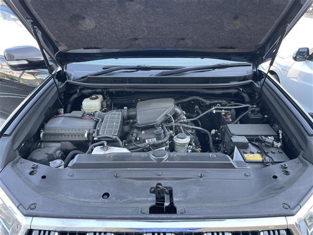 ランドクルーザープラド ＴＸ　４ＷＤ／サンルーフ／ワンオーナー／モデリスタフルエアロ／革調シートカバー／社外８インチナビ／フルセグＴＶ／Ｂｌｕｅｔｏｏｔｈ／ＤＶＤ再生／バックカメラ／追従クルコン／純正ＡＷ４本積込／ルーフレール（41枚目）