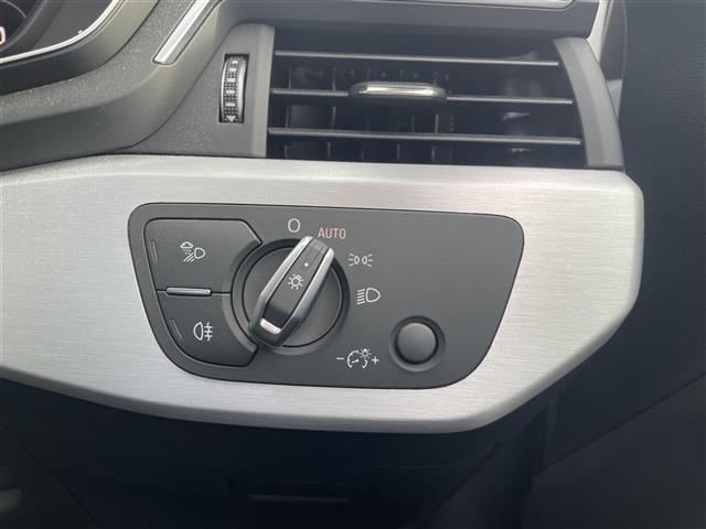 Ａ４ ２．０ＴＦＳＩスポーツ　Ｓラインパッケージ　アラウンドビューモニター／メーカーナビ／フルセグＴＶ／Ｂｌｕｅｔｏｏｔｈ／ＤＶＤ再生／ビルトインＥＴＣ２．０／パワーバックドア／パワーシート／シートヒーター／ルーフレール／ＬＥＤオートライト（9枚目）