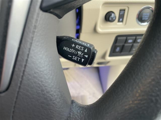 ランドクルーザープラド ＴＸ　ワンオーナー／純正ナビ／フルセグＴＶ／Ｂｌｕｅｔｏｏｔｈ／ＤＶＤ再生／Ｂカメラ／前後ドライブレコーダー／コーナーセンサー／シートヒーター／革調シートカバー／ＬＥＤオートライト／エンジンスターター（9枚目）