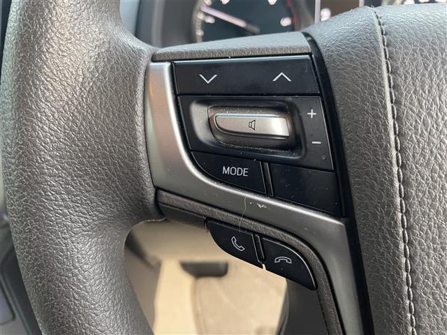 ランドクルーザープラド ＴＸ　ワンオーナー／純正ナビ／フルセグＴＶ／Ｂｌｕｅｔｏｏｔｈ／ＤＶＤ再生／Ｂカメラ／前後ドライブレコーダー／コーナーセンサー／シートヒーター／革調シートカバー／ＬＥＤオートライト／エンジンスターター（12枚目）