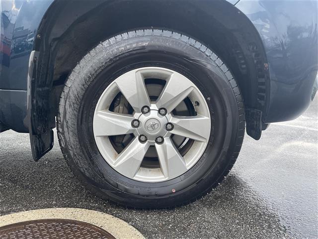 ランドクルーザープラド ＴＸ　ワンオーナー／純正ナビ／フルセグＴＶ／Ｂｌｕｅｔｏｏｔｈ／ＤＶＤ再生／Ｂカメラ／前後ドライブレコーダー／コーナーセンサー／シートヒーター／革調シートカバー／ＬＥＤオートライト／エンジンスターター（33枚目）