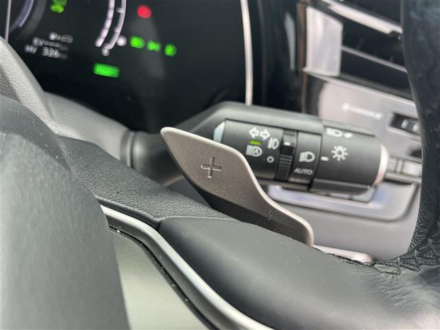 RX RX450h+ バージョンL ☆4WD☆サンルーフ☆ルーフレール☆純正SDナビ(ディスプレイオーディオ)☆プレミアムサウンド☆フルセグTV☆セーフティーシステムプラス☆ブラインドスポットモニター☆パーキングサポートブレーキー(12枚目)