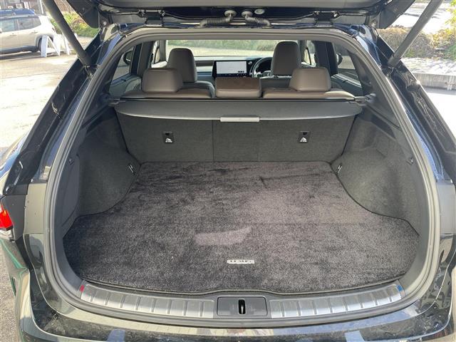 RX RX450h+ バージョンL ☆4WD☆サンルーフ☆ルーフレール☆純正SDナビ(ディスプレイオーディオ)☆プレミアムサウンド☆フルセグTV☆セーフティーシステムプラス☆ブラインドスポットモニター☆パーキングサポートブレーキー(28枚目)