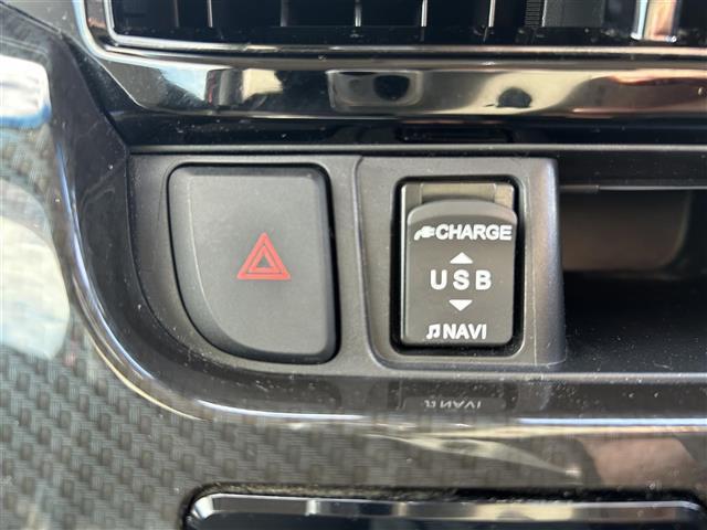 ムーヴ カスタム XリミテッドII SAIII ☆ワンオーナー☆4WD☆純正SDナビ(NMZK-W68D)(AM/FM/CD/DVD/USB/ipod)☆Bluetooth☆カメラ(全方位、バック)☆フルセグTV☆衝突軽減システム☆コーナーセンサー(13枚目)