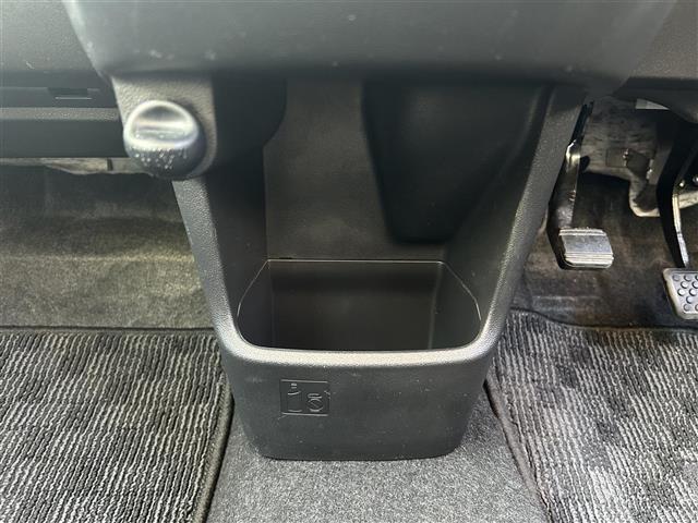 ムーヴ カスタム XリミテッドII SAIII ☆ワンオーナー☆4WD☆純正SDナビ(NMZK-W68D)(AM/FM/CD/DVD/USB/ipod)☆Bluetooth☆カメラ(全方位、バック)☆フルセグTV☆衝突軽減システム☆コーナーセンサー(16枚目)