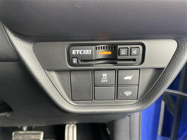 ZR-V e:HEV Z メーカーナビ/フルセグTV/Bluetooth/アラウンドビューモニター/黒レザーシート/前席パワーシート/全席シートヒーター/ステアリングヒーター/LEDオートライト/LEDフォグライト(7枚目)