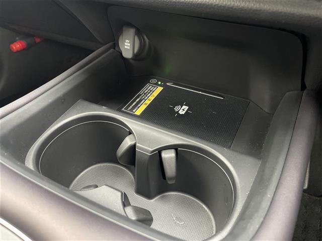 ZR-V e:HEV Z メーカーナビ/フルセグTV/Bluetooth/アラウンドビューモニター/黒レザーシート/前席パワーシート/全席シートヒーター/ステアリングヒーター/LEDオートライト/LEDフォグライト(17枚目)