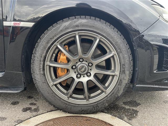 インプレッサ ＷＲＸ　ＳＴｉ　スペックＣ　４ＷＤ／ＳＴＩフルエアロ／純正ＳＴＩ１８インチアルミホイールタイヤ付４本有／社外ナビ／フルセグＴＶ／Ｂｌｕｅｔｏｏｔｈ／ＤＶＤ再生／バックカメラ／ビルトインＥＴＣ／ハーフレザーシート／キセノン（23枚目）