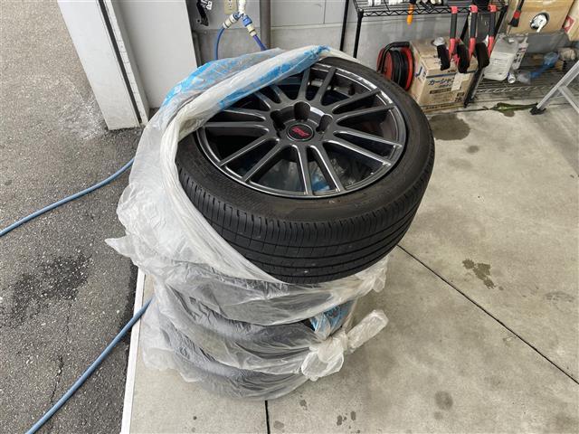 インプレッサ ＷＲＸ　ＳＴｉ　スペックＣ　４ＷＤ／ＳＴＩフルエアロ／純正ＳＴＩ１８インチアルミホイールタイヤ付４本有／社外ナビ／フルセグＴＶ／Ｂｌｕｅｔｏｏｔｈ／ＤＶＤ再生／バックカメラ／ビルトインＥＴＣ／ハーフレザーシート／キセノン（24枚目）
