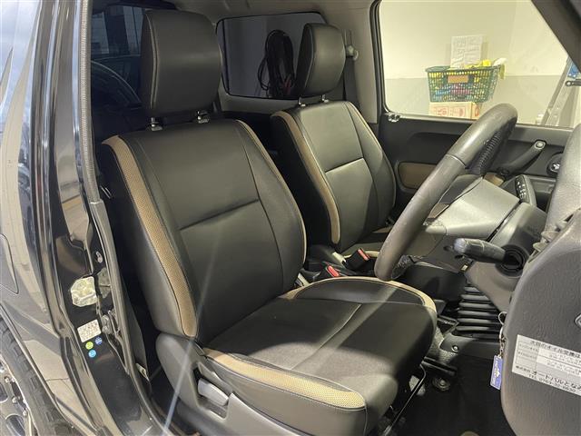 ジムニー ランドベンチャー　４ＷＤ／ＭＴ／純正ＡＷ付冬タイヤ４本積み込み／ＥＴＣ／リフトアップ（12枚目）