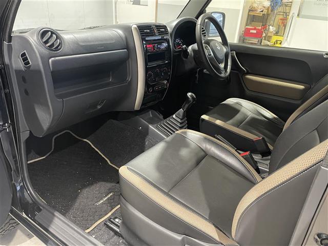 ジムニー ランドベンチャー　４ＷＤ／ＭＴ／純正ＡＷ付冬タイヤ４本積み込み／ＥＴＣ／リフトアップ（14枚目）