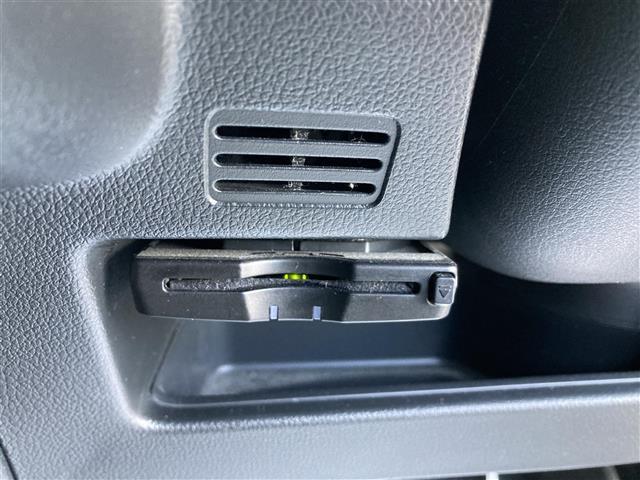 Ｎ－ＢＯＸスラッシュ Ｇ・ターボＡパッケージ　禁煙車　バックモニター　ドラレコ　クルーズコントロール　エマージェンシーブレーキ　ターボ　ＨＩＤヘッドランプ　純正ナビ　フルセグテレビ　ビルトインＥＴＣ　置くだけ充電　プッシュエンジンスタート（7枚目）