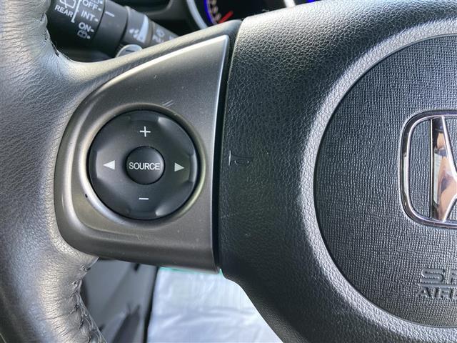 Ｎ－ＢＯＸスラッシュ Ｇ・ターボＡパッケージ　禁煙車　バックモニター　ドラレコ　クルーズコントロール　エマージェンシーブレーキ　ターボ　ＨＩＤヘッドランプ　純正ナビ　フルセグテレビ　ビルトインＥＴＣ　置くだけ充電　プッシュエンジンスタート（17枚目）