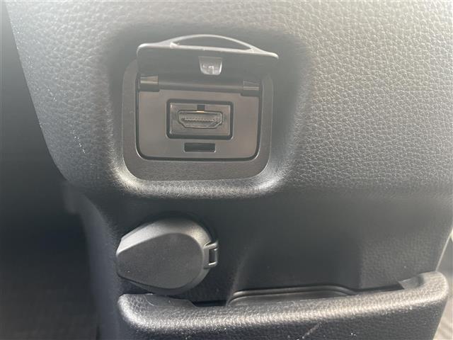 ノア Ｓ－Ｚ　４ＷＤ／純正メーカーナビ／フルセグＴＶ／Ｂｌｕｅｔｏｏｔｈ／ＨＤＭｉ入力／純正フリップダウンモニター／ＤＶＤ再生／セーフティセンス／レーダークルコン／レーンキープ／前後ドライブレコーダー／ＥＴＣ（18枚目）