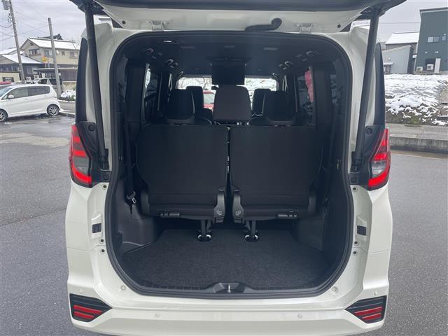 ノア Ｓ－Ｚ　４ＷＤ／純正メーカーナビ／フルセグＴＶ／Ｂｌｕｅｔｏｏｔｈ／ＨＤＭｉ入力／純正フリップダウンモニター／ＤＶＤ再生／セーフティセンス／レーダークルコン／レーンキープ／前後ドライブレコーダー／ＥＴＣ（32枚目）