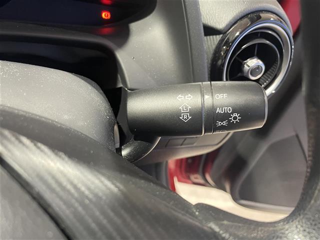 ������тm���C�P���̃K���o�[�����炱���ł��鍂������I���Q�O�Q�O�N�P���@�i���j���{�\����������������ׁi�������ÎԔ���s��̑�蔃����Ǝ҂�ΏۂƂ����u���Î����Ԕ���䐔�m���D�P�����v���j