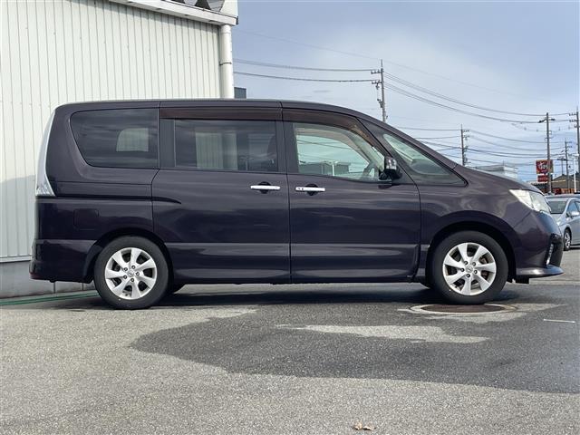 セレナ ハイウェイスター　ワンオーナー／ナビ／ワンセグＴＶ／ＤＶＤ再生／ミュージックサーバー／フリップダウンモニター／両側パワースライドドア／エコモード／社外アルミ付スタッドレスタイヤ４本積込／スマートキー／クルコン（34枚目）