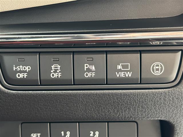 ＭＡＺＤＡ３ファストバック １５Ｓ　１００周年特別記念車　ＢＯＳＥプレミアムサウンド　純正ナビ　フルセグテレビ　全方位カメラ　Ｂｌｕｅｔｏｏｔｈ　ＡｐｐｌｅＣａｒＰｌａｙ　前後ドラレコ　ＥＴＣ　革シート　シートヒーター　純正フロアマット　純正アルミホイール（16枚目）