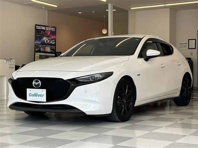 ＭＡＺＤＡ３ファストバック １５Ｓ　１００周年特別記念車　ＢＯＳＥプレミアムサウンド　純正ナビ　フルセグテレビ　全方位カメラ　Ｂｌｕｅｔｏｏｔｈ　ＡｐｐｌｅＣａｒＰｌａｙ　前後ドラレコ　ＥＴＣ　革シート　シートヒーター　純正フロアマット　純正アルミホイール（32枚目）