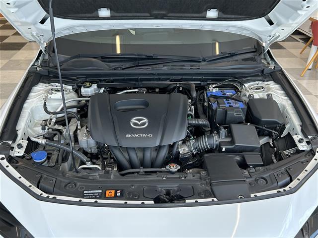 ＭＡＺＤＡ３ファストバック １５Ｓ　１００周年特別記念車　ＢＯＳＥプレミアムサウンド　純正ナビ　フルセグテレビ　全方位カメラ　Ｂｌｕｅｔｏｏｔｈ　ＡｐｐｌｅＣａｒＰｌａｙ　前後ドラレコ　ＥＴＣ　革シート　シートヒーター　純正フロアマット　純正アルミホイール（40枚目）