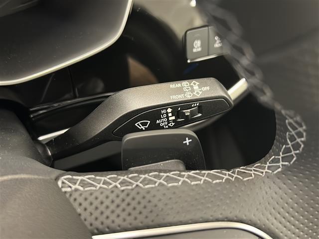 Q3スポーツバック 35TFSI Sライン 純正ナビゲーション 全方位カメラ ETC2.0 ハンズフリーパワーバックドア ワイヤレス充電 前後ドラレコクルコン 革シート シートヒーター パワーシート 純正マット コーナーセンサー LEDライト(10枚目)