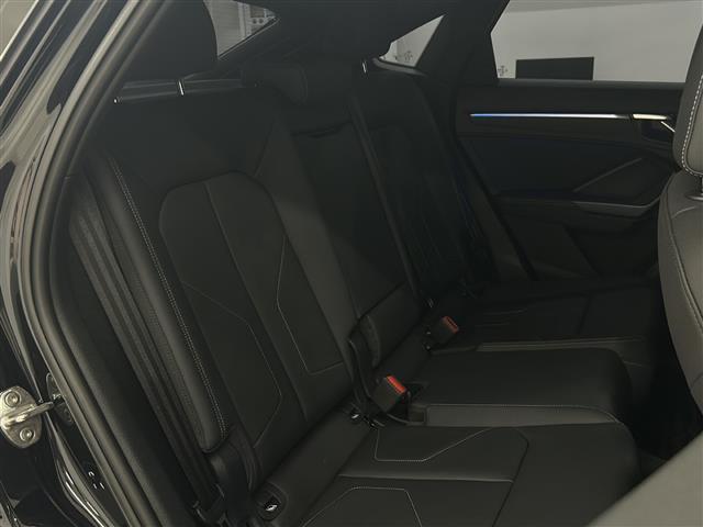 Q3スポーツバック 35TFSI Sライン 純正ナビゲーション 全方位カメラ ETC2.0 ハンズフリーパワーバックドア ワイヤレス充電 前後ドラレコクルコン 革シート シートヒーター パワーシート 純正マット コーナーセンサー LEDライト(23枚目)