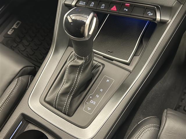 Q3スポーツバック 35TFSI Sライン 純正ナビゲーション 全方位カメラ ETC2.0 ハンズフリーパワーバックドア ワイヤレス充電 前後ドラレコクルコン 革シート シートヒーター パワーシート 純正マット コーナーセンサー LEDライト(28枚目)