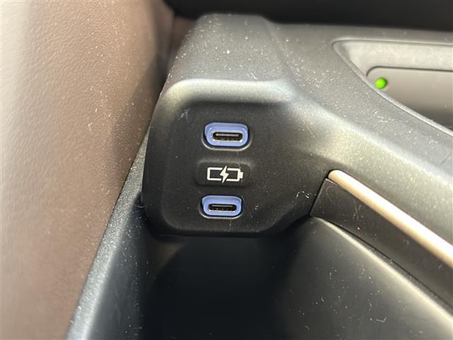 クラウンクロスオーバー Gアドバンスド・レザーパッケージ ディスプレイオーディオコネクティッドナビ デジタルインナーミラー 置くだけ充電 LEDヘッドライト 革シート レーダークルーズコントロール Bluetooth USB AppleCarPlay ETC(8枚目)