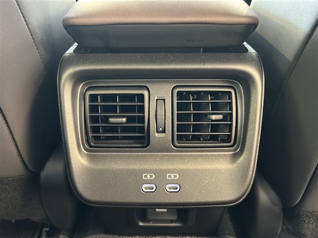 クラウンクロスオーバー Gアドバンスド・レザーパッケージ ディスプレイオーディオコネクティッドナビ デジタルインナーミラー 置くだけ充電 LEDヘッドライト 革シート レーダークルーズコントロール Bluetooth USB AppleCarPlay ETC(10枚目)