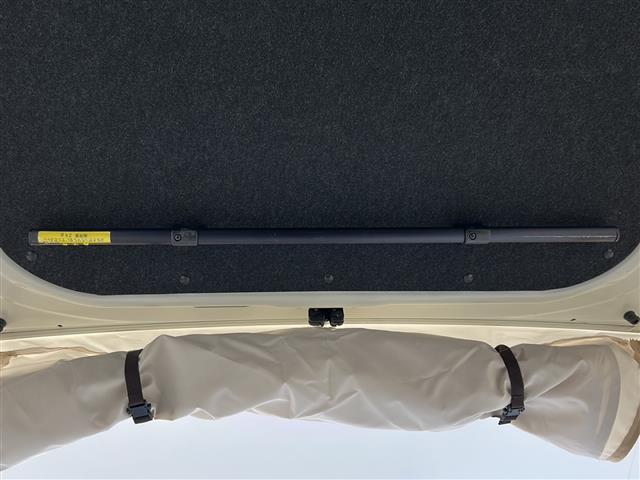 シエンタ ハイブリッドファンベースGセーフティーエディションII 純正ナビ フルセグテレビ Bluetooth バックモニター 前後ドラレコ クルーズコントロール シートヒーター ステアリングヒーター プッシュスタート スマートキー ステアリングヒーター コンセント(5枚目)