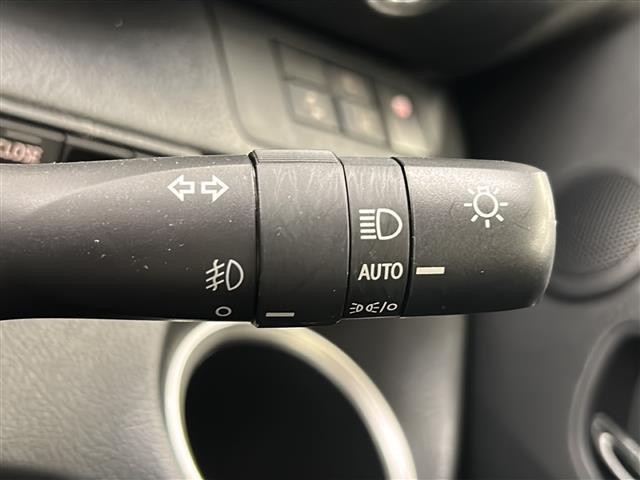 シエンタ ハイブリッドファンベースGセーフティーエディションII 純正ナビ フルセグテレビ Bluetooth バックモニター 前後ドラレコ クルーズコントロール シートヒーター ステアリングヒーター プッシュスタート スマートキー ステアリングヒーター コンセント(16枚目)