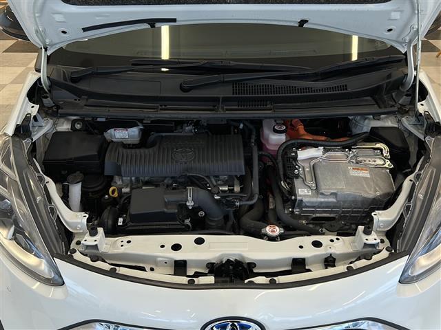 シエンタ ハイブリッドファンベースGセーフティーエディションII 純正ナビ フルセグテレビ Bluetooth バックモニター 前後ドラレコ クルーズコントロール シートヒーター ステアリングヒーター プッシュスタート スマートキー ステアリングヒーター コンセント(41枚目)